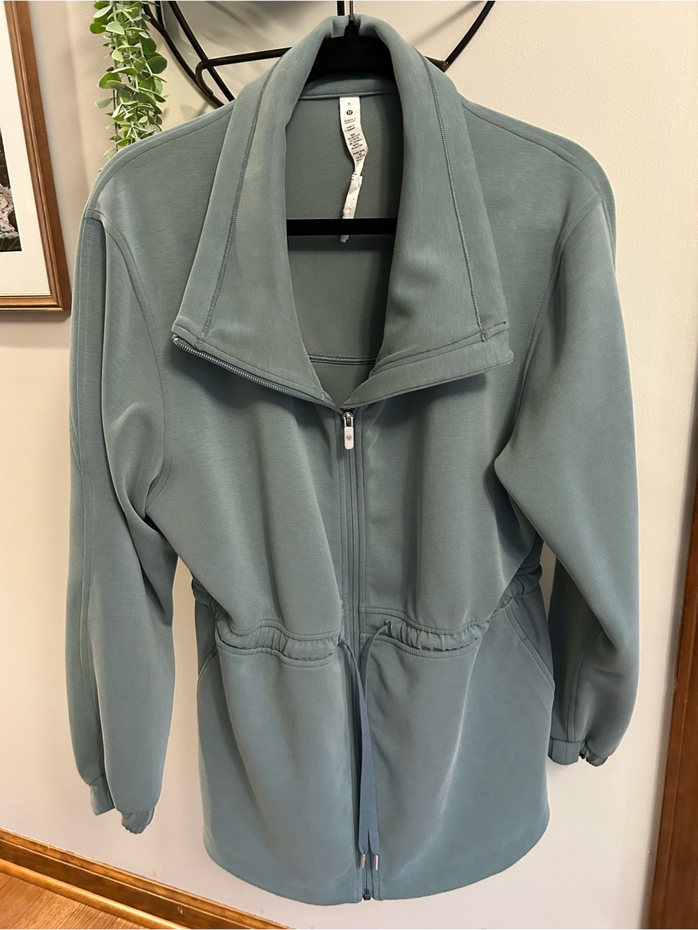 lululemon softstream cinch-waist Jacket